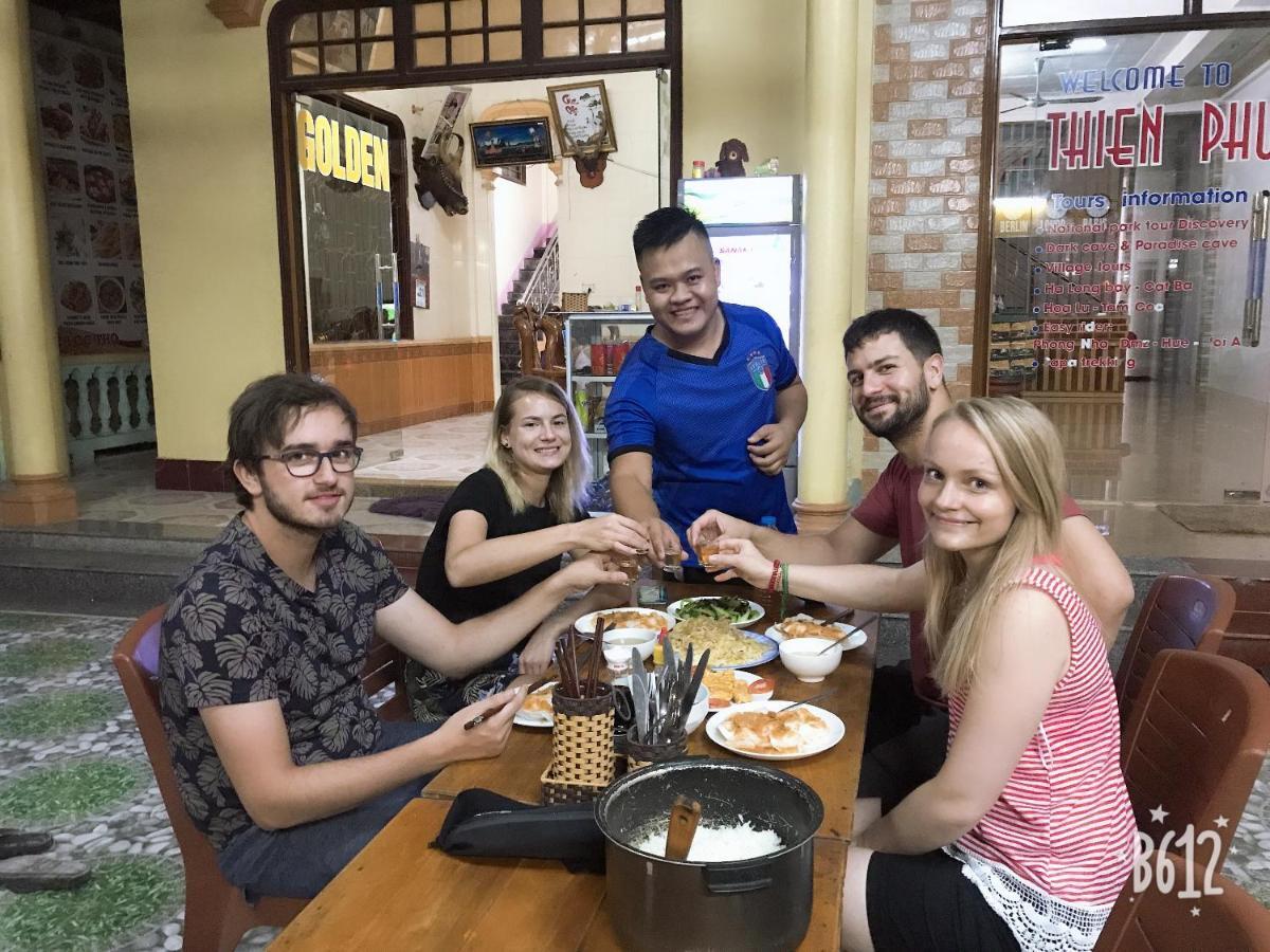 Thien Phu Hostel Фонгня Экстерьер фото